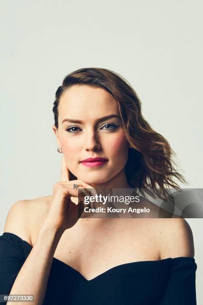 7,770 Daisy Ridley Photos & High Res Pictures